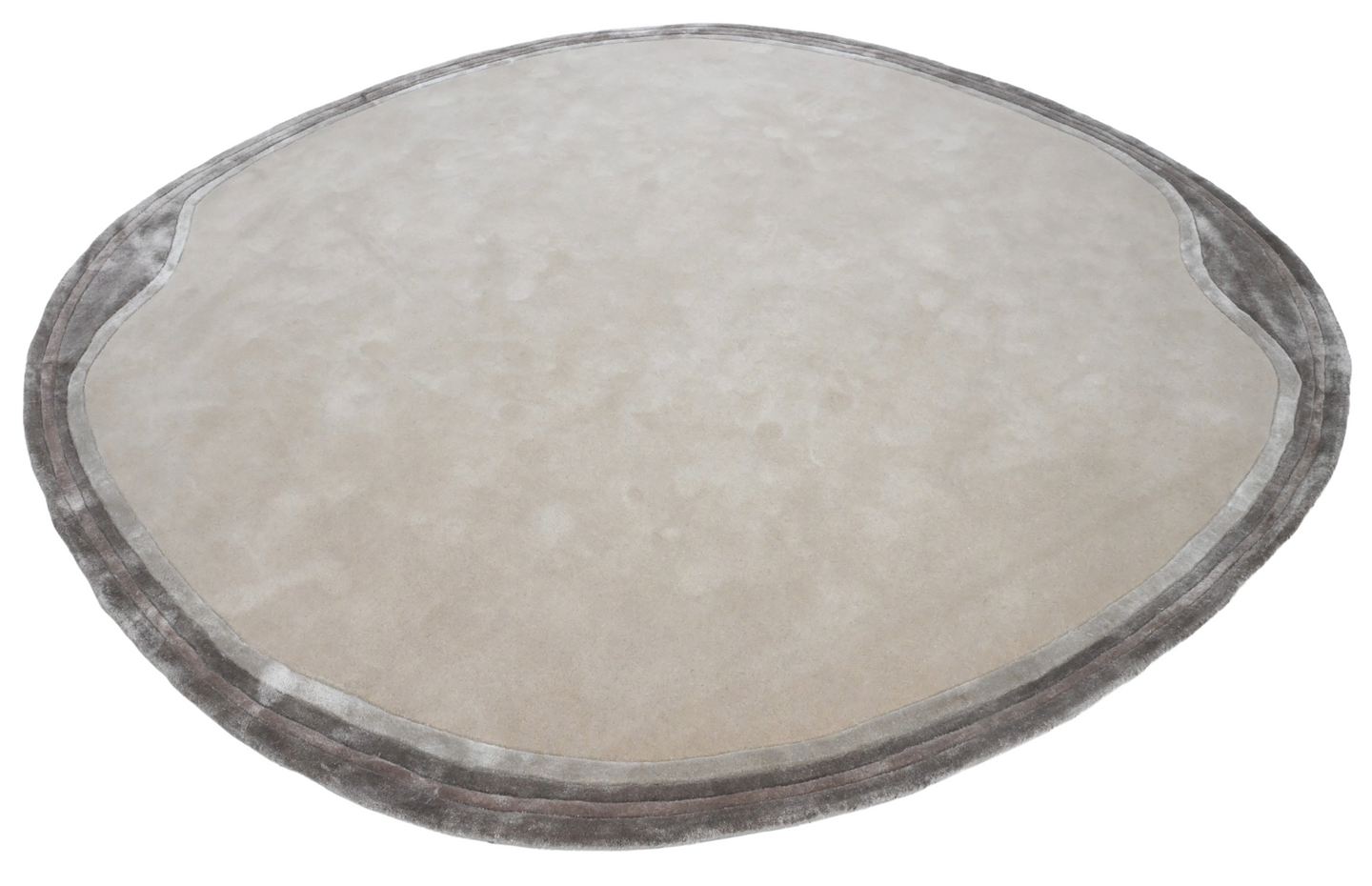 Serra Round Rug