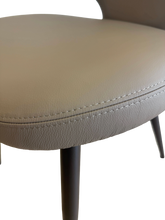 Load image into Gallery viewer, Venecia Dining Chair
